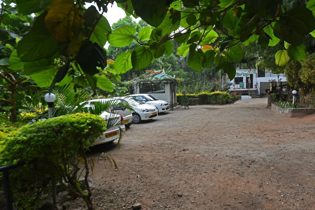 Spice Jungle Resort Munnar Exterior foto