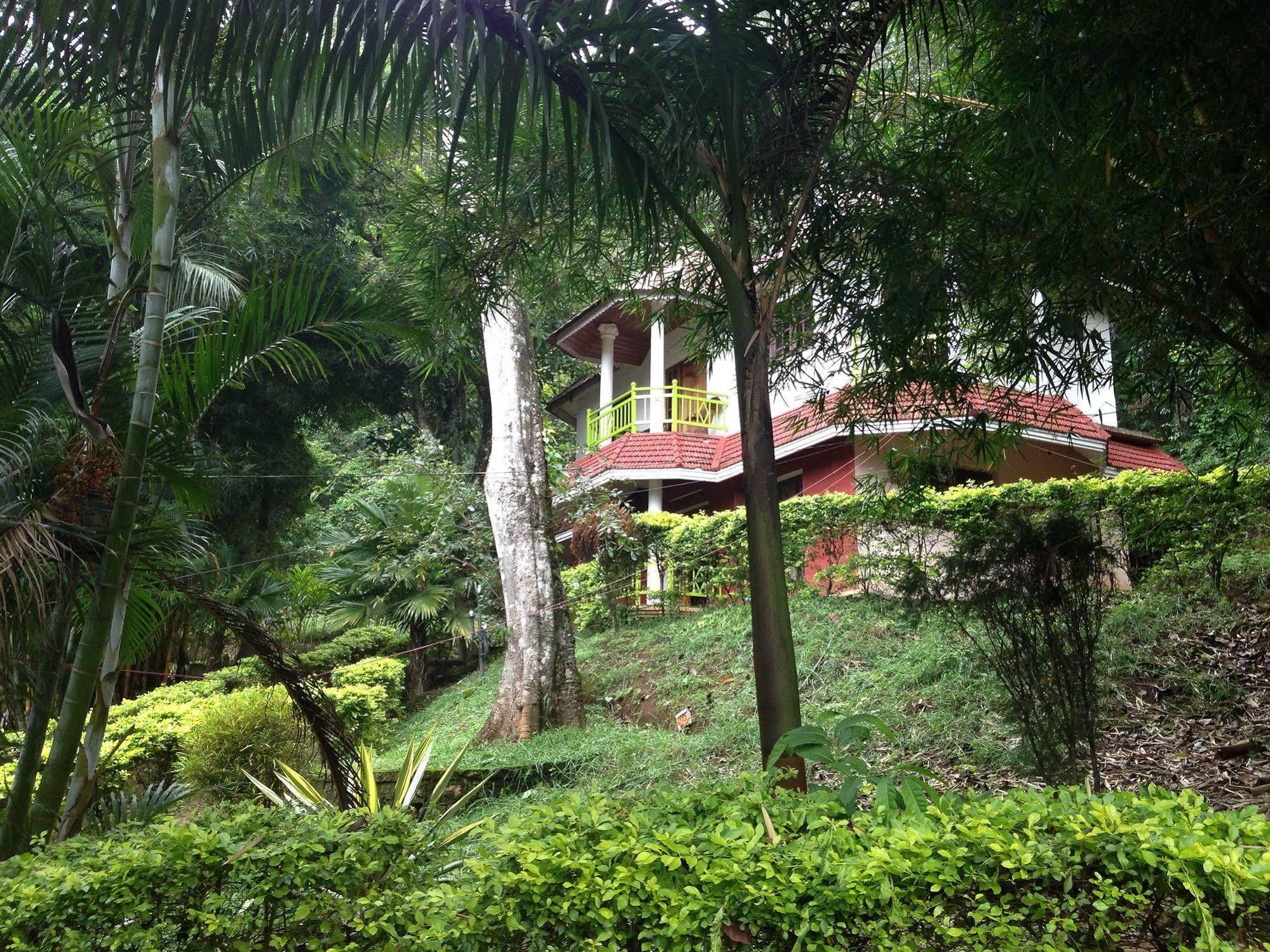 Spice Jungle Resort Munnar Exterior foto