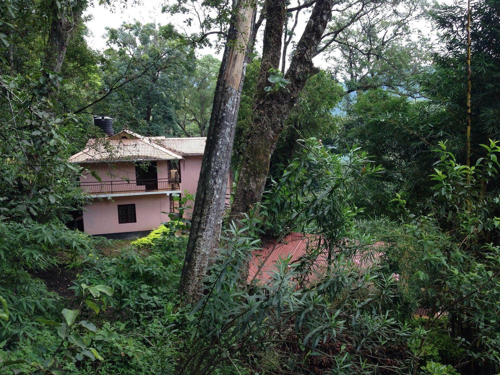 Spice Jungle Resort Munnar Exterior foto